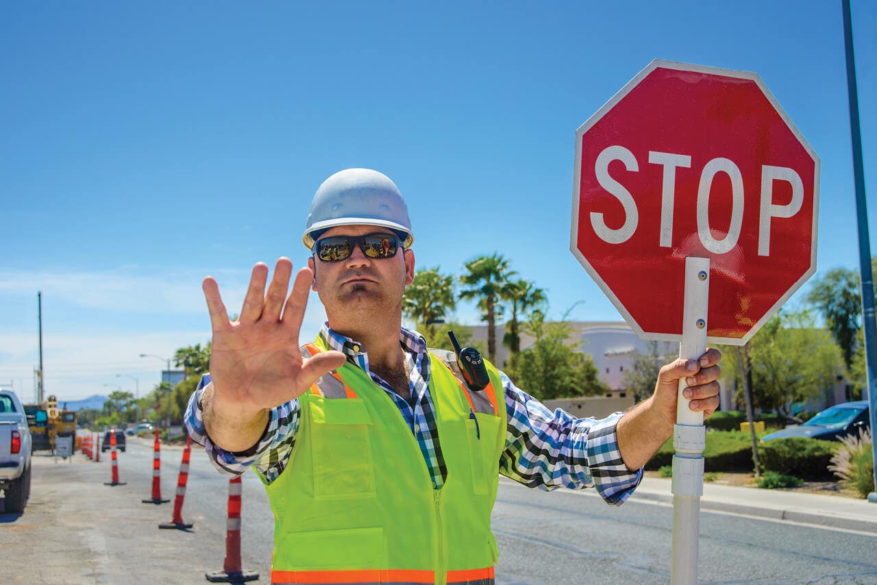 Flagger Safety Construction Work Zones Toolbox Talk ClickSafety